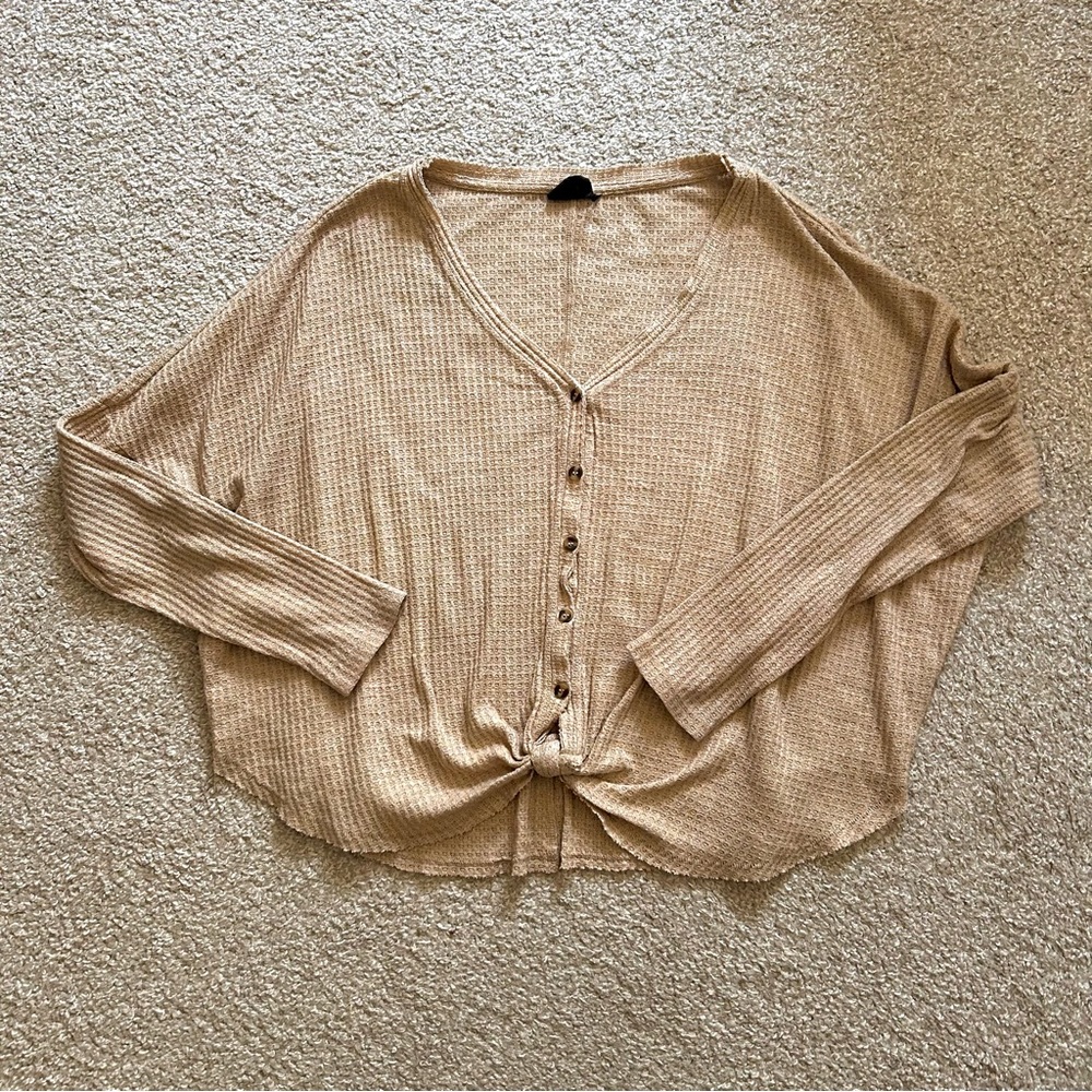 🌟 Urban Outfitters Out From Under Jojo Top 🌟